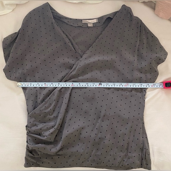 Forever 21 Drapey Taupe Brown Black Short Sleeve 100% Silk Shirt Blouse Small - Picture 3 of 5